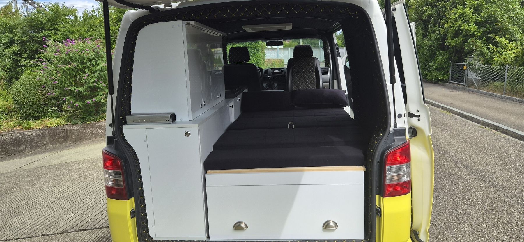 VW Camping Fahrzeuge: VW T5 4MOTION CAMPER – Gebraucht aus Dietlikon von svajc80 9